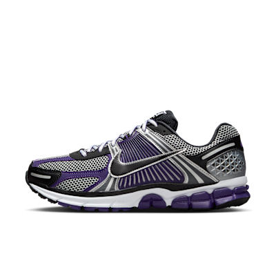 【Nike】◆大人気◆ズームボメロ 5 BROWN◆WMNS◆ Brown Zoom Vomero. Nike.com